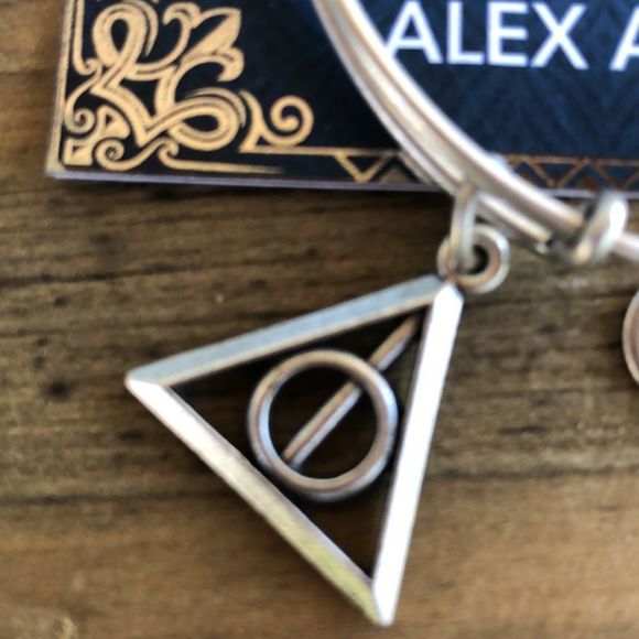 Alex and Ani Retired BNWT Harry Potter Deathly Hallows Bracelet Silver Tone - Picture 4 of 9